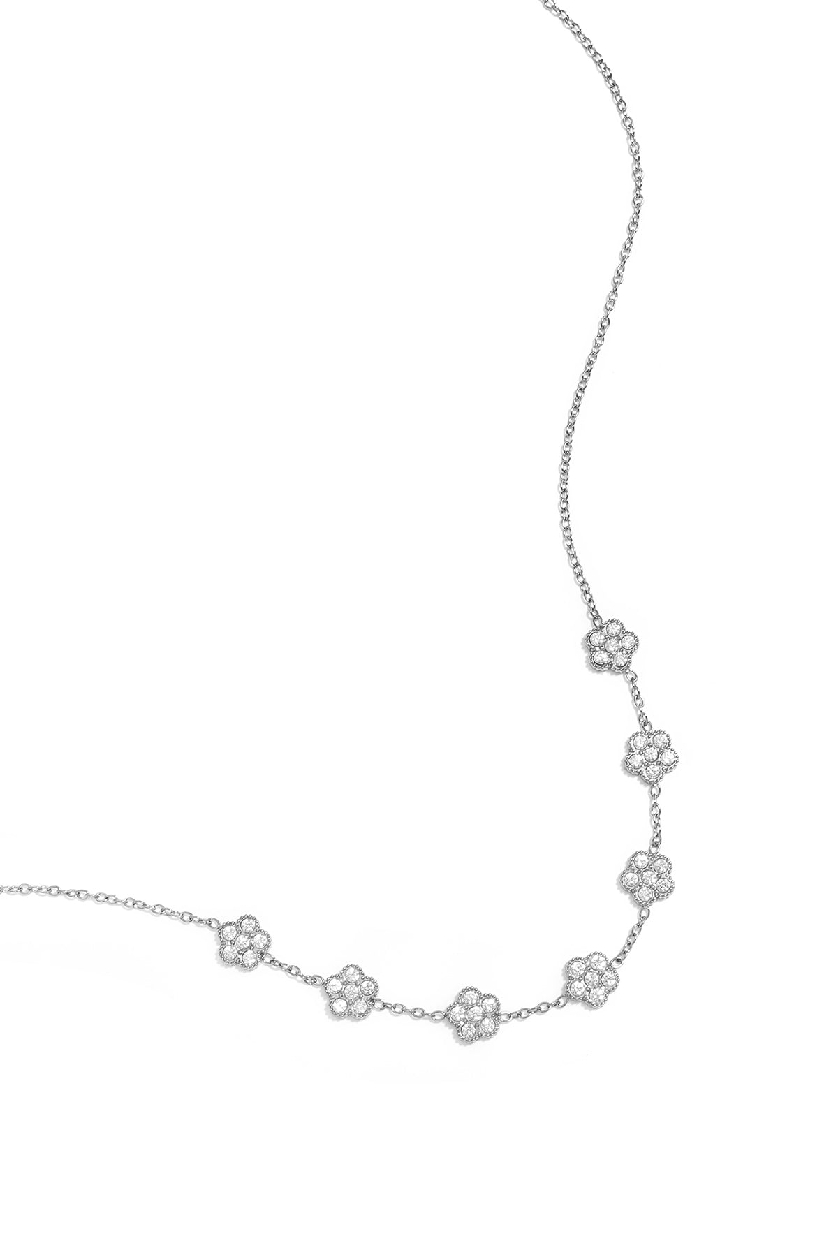 Elegante collana con fiori incastonati in zirconi