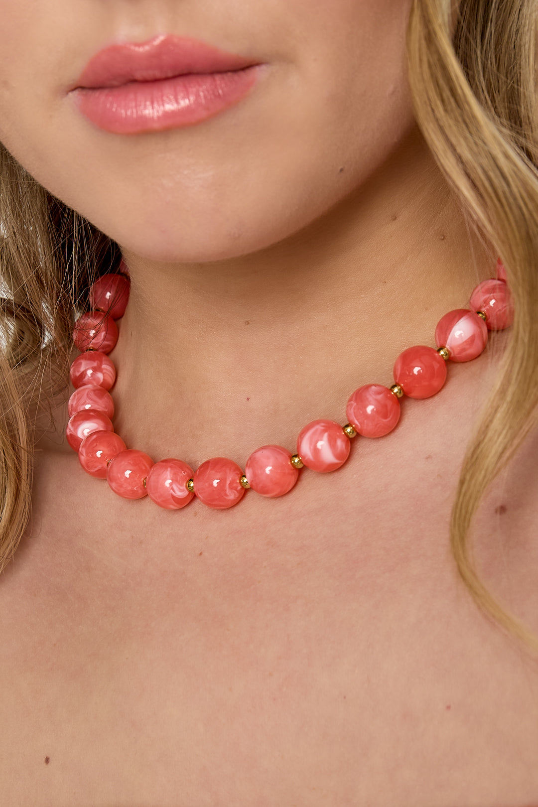 Collana di perline con perle dorate da 135 mm