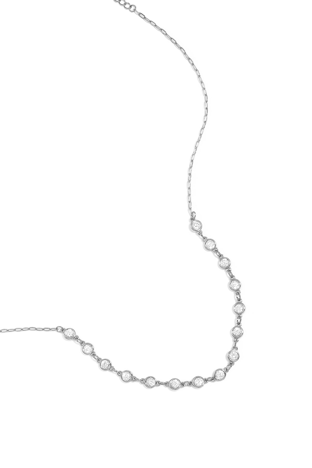 Collana con pietre rotonde di zirconi cubici